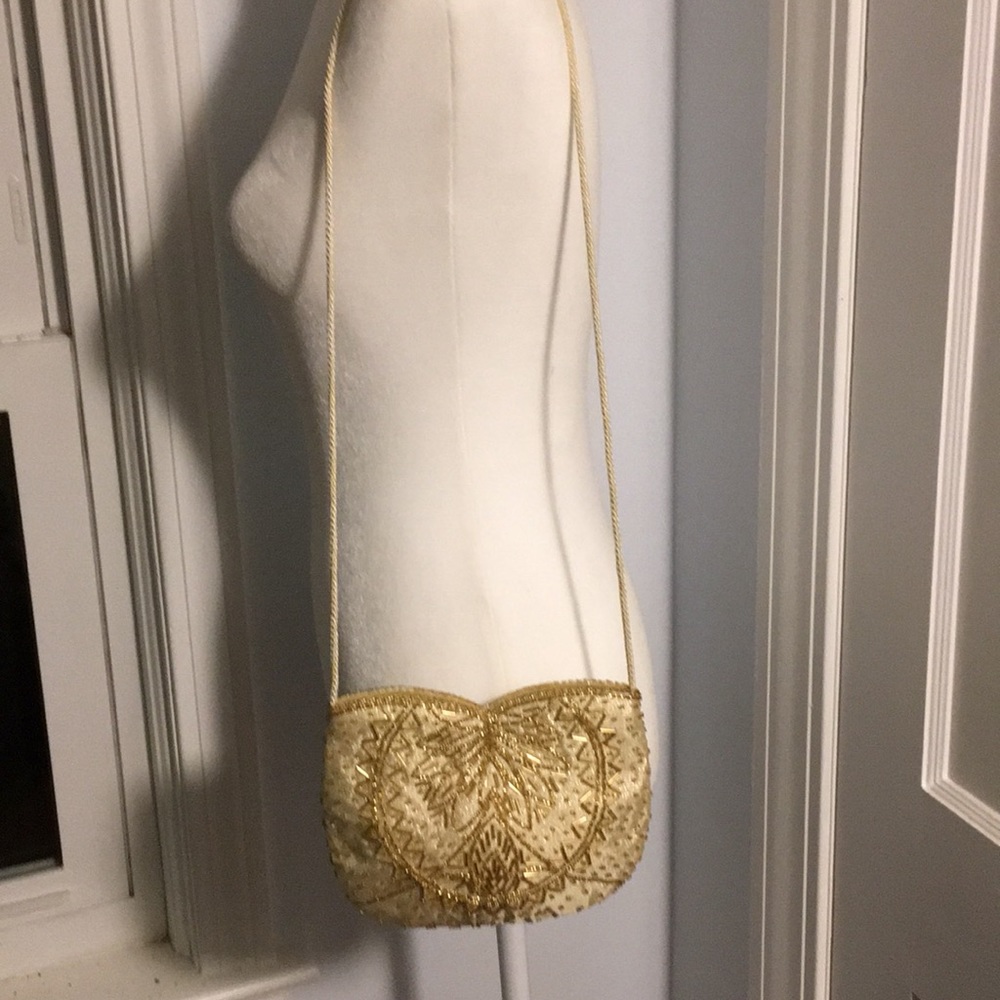 Vintage Le Regale beaded gold evening bag
